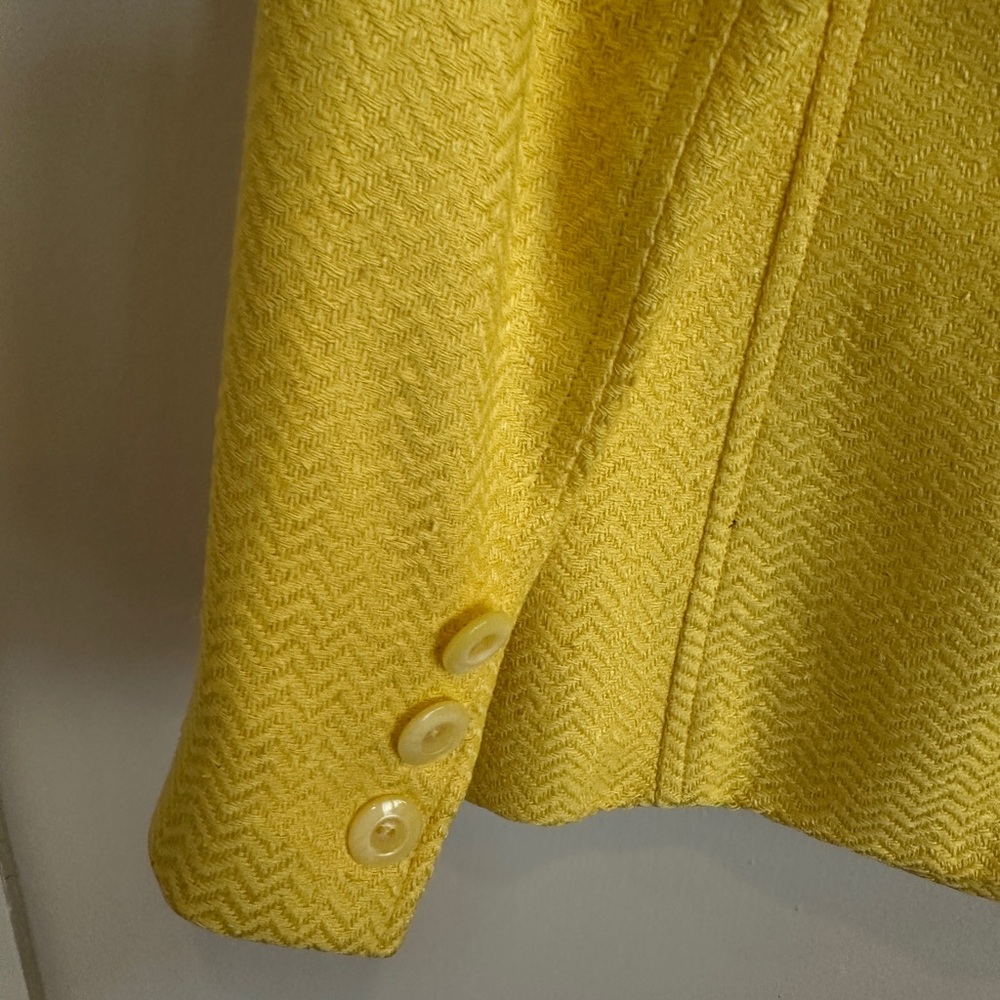 Carlisle Women's Vibrant Yellow Blazer - Picture 9 of 11